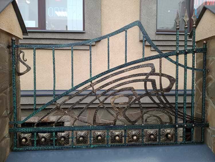 Секционные ворота Бутово